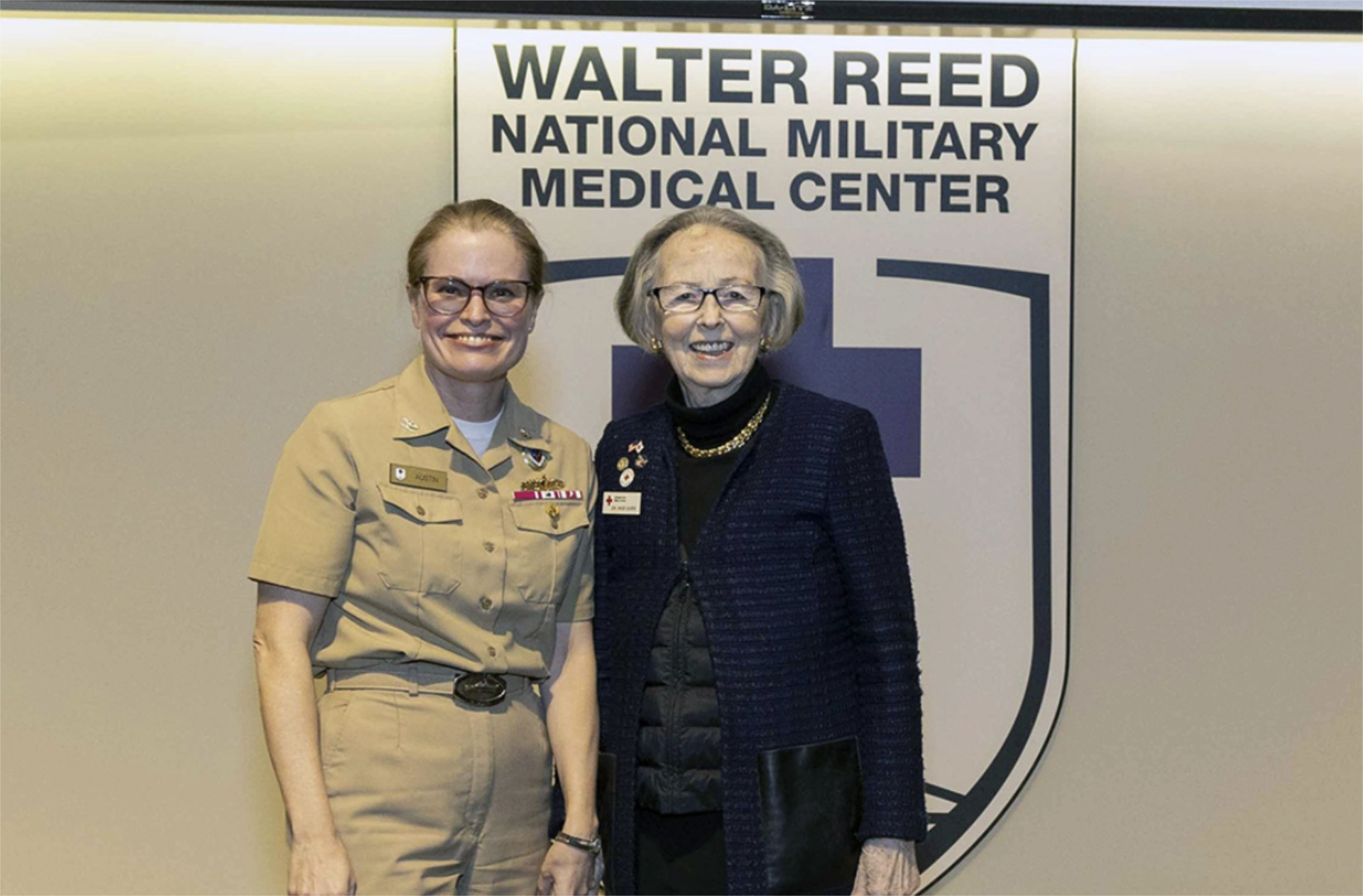 Dr. Guen with Navy Captain Melissa Austin, MD, Director of WRNMMC, at a Director’s Town Hall for all senior staff.